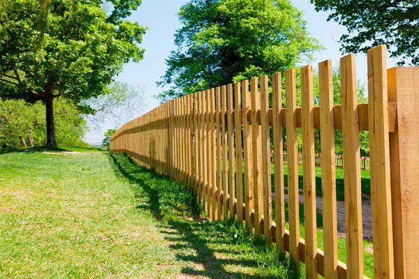 Garden Fence Installation and Repair Services in London