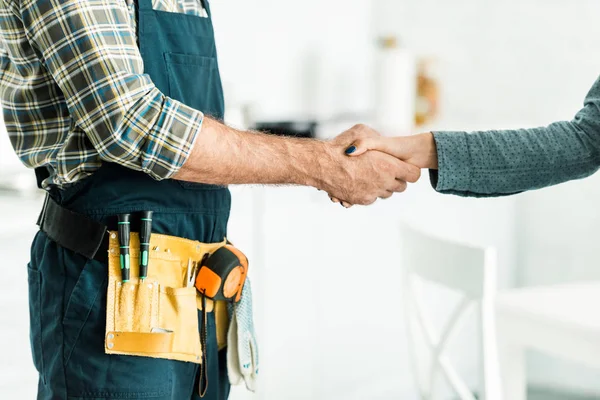 10 Things to Ask Before Hiring a Handyman in London