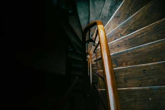 Fix Squeaky Stairs in London